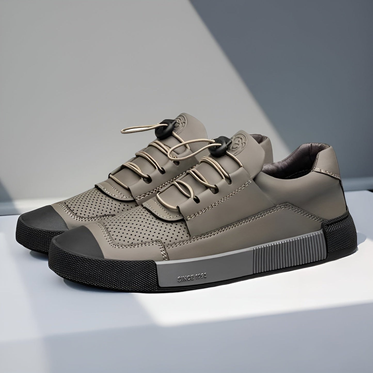Camino Leather Sneaker - Stylish Comfort with Italian Design