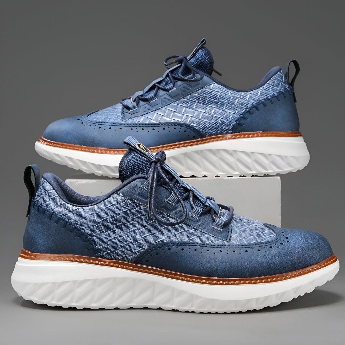 Cavero Leather Sneakers - Lightweight Comfort & Breathable Style