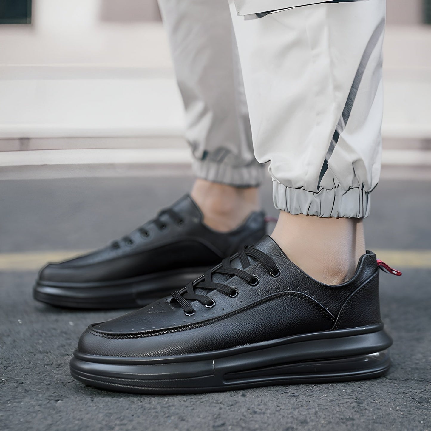 Hudson Mile Sneakers - Air-Cushioned Comfort for All-Day Support