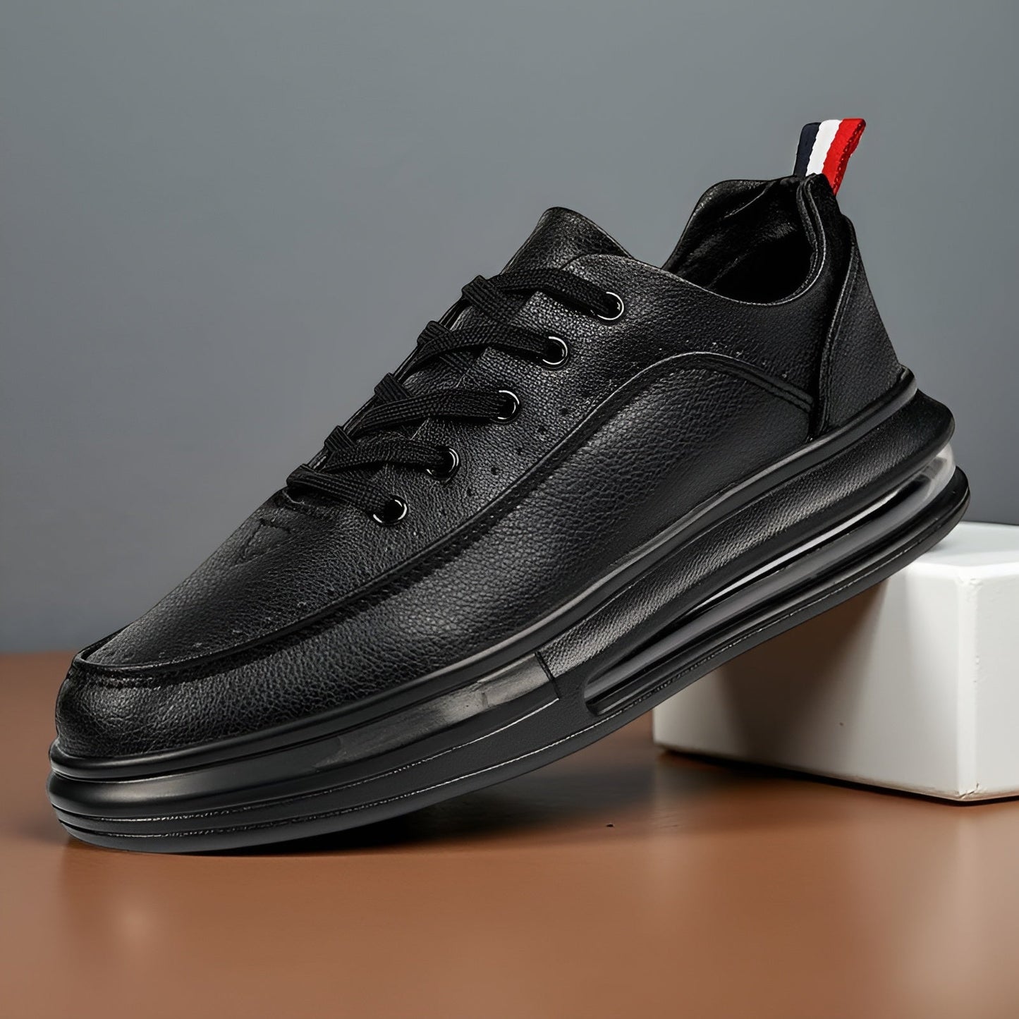Hudson Mile Sneakers - Air-Cushioned Comfort for All-Day Support